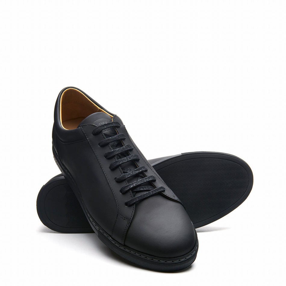 Solovair Greasy 070 Women Sneakers Black | S7-070-BG-G-030