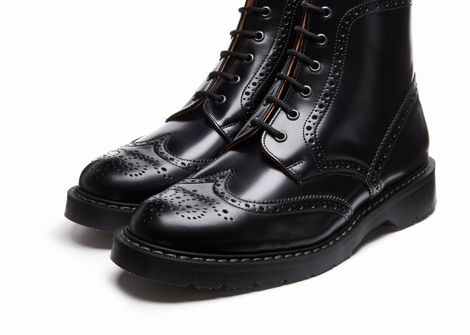 Solovair Hi-Shine 6 Eye Women Brogue Boots Black | S6-019-BK-G-030