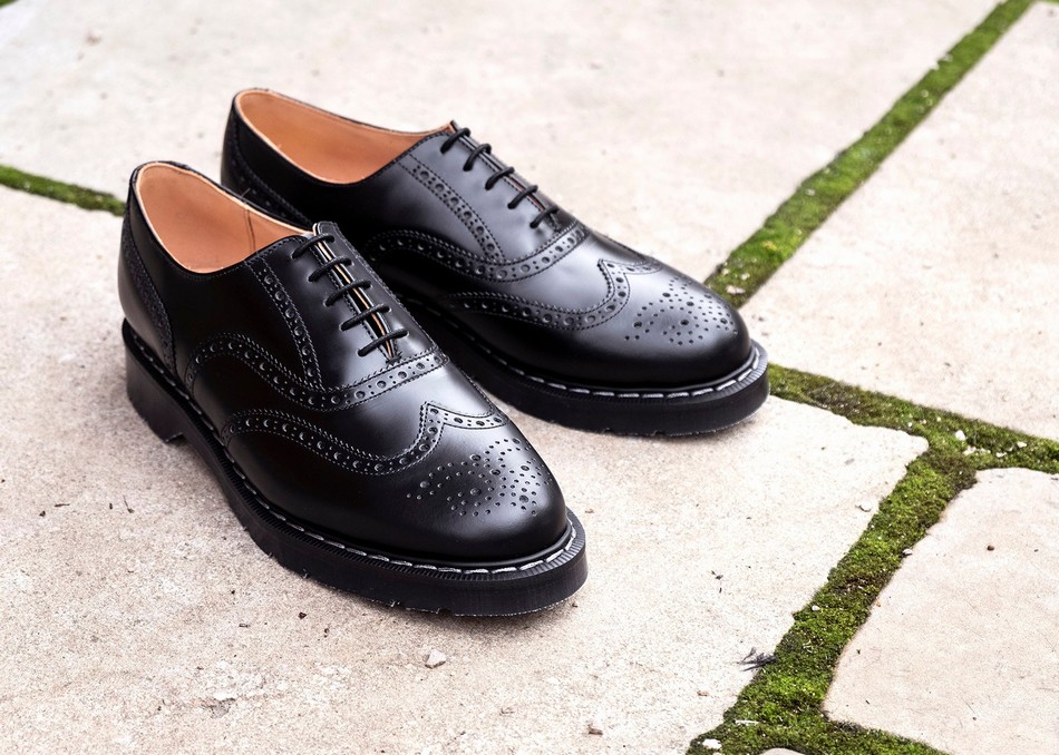 Solovair Hi-Shine English Women Brogue Shoes Black | S5-811-BK-G-030